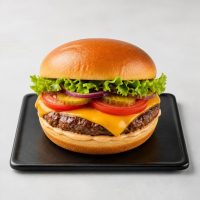 21. Cheeseburger (100g)