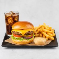 Cheeseburger  Menü